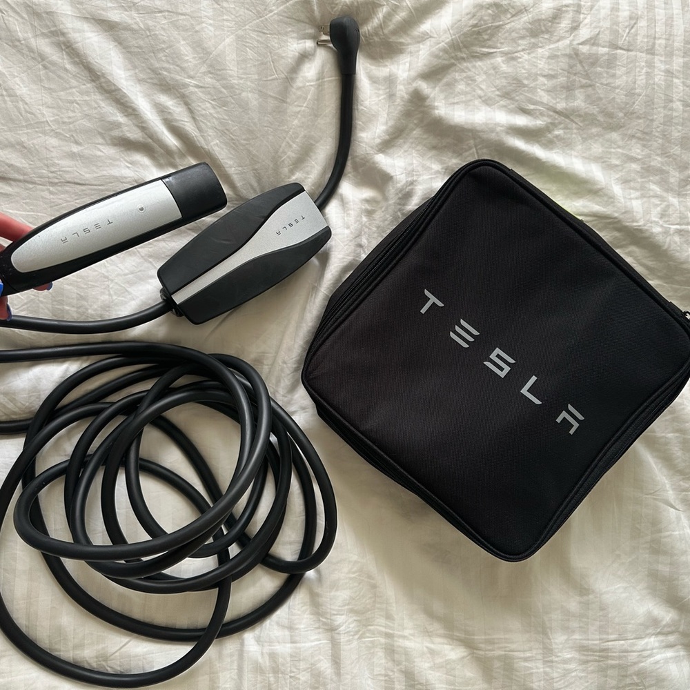 2023 2022 Tesla Model Y 3 S X Charger Gen 2 Mobile Connector EV